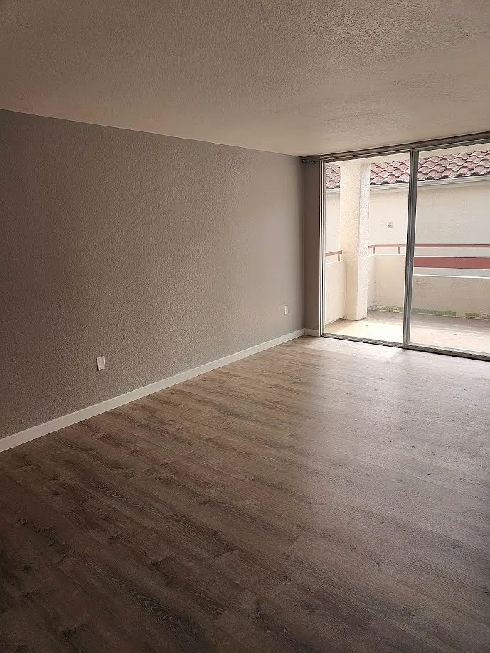 2 bed, 944 sqft, $2,800 — Photo 4