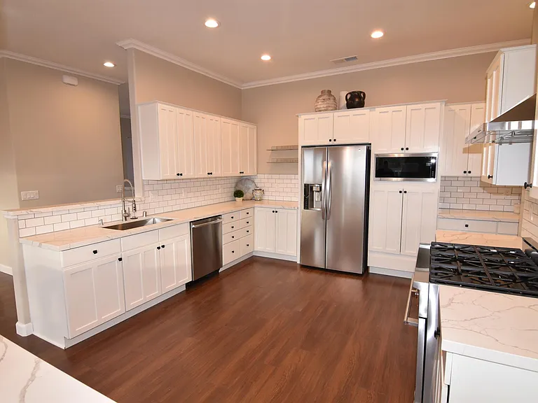 6141 Solstice Dr — Photo 5