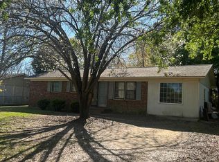 140 Maple St, Omega, GA 31775