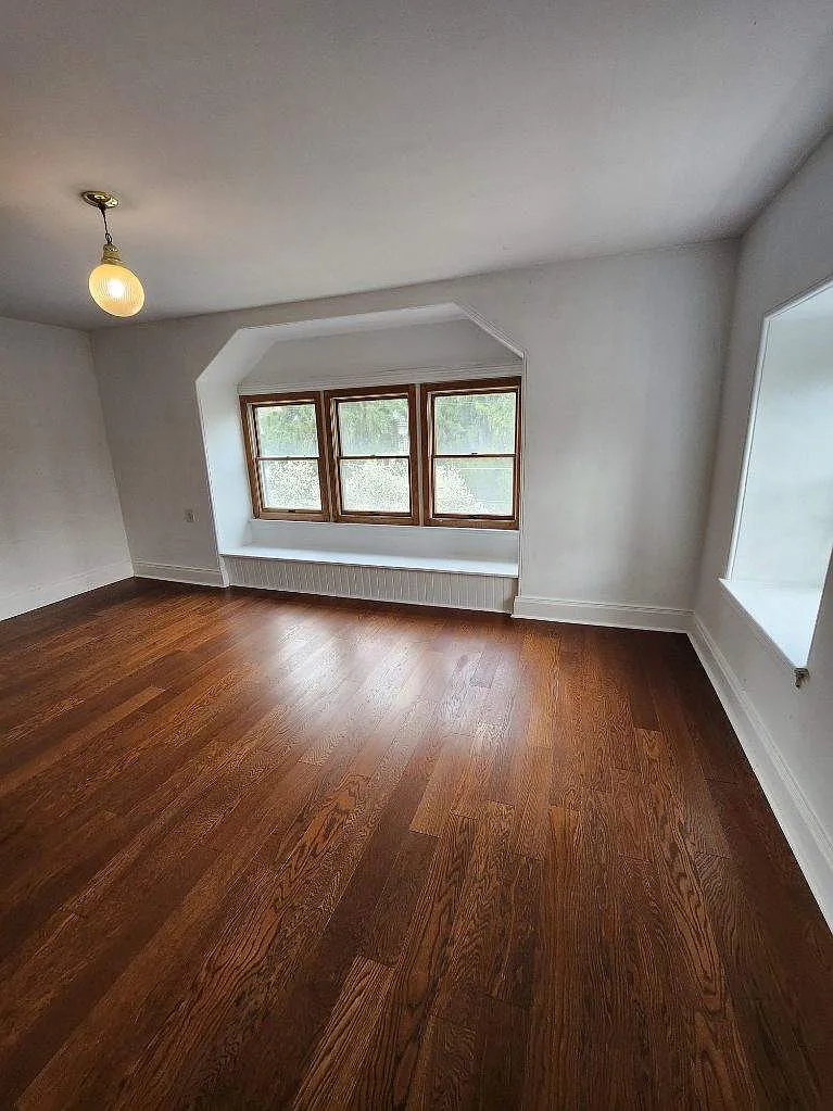 510 Carpenter Ln — Photo 1