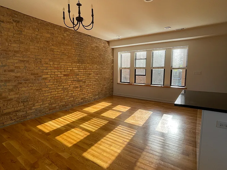 6227 N Hermitage Ave #2E — Photo 3