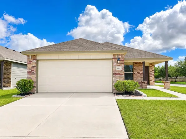 102 Bellewood Manor Dr, Magnolia, TX 77354