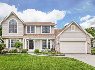 14348 Old Pine Ln, Mishawaka, IN 46545