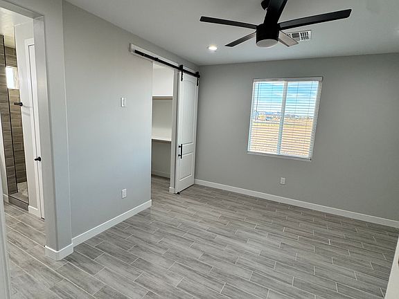5th image of 36824 W Whitton Ave