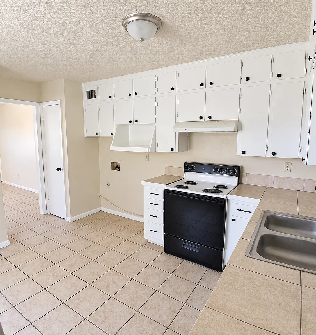 1310 Brown Dr — Photo 4