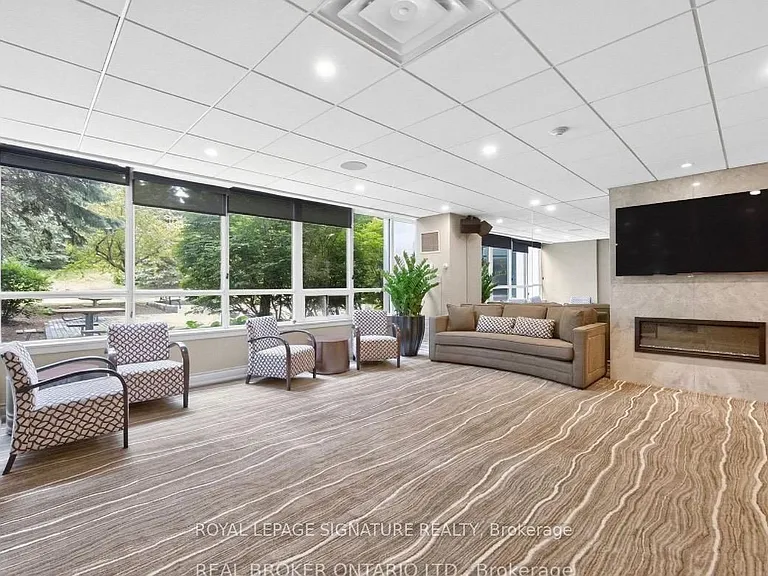 7250 Yonge St #1003 — Photo 12