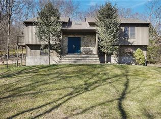 2307 Hunterbrook Rd, Yorktown Heights, NY 10598