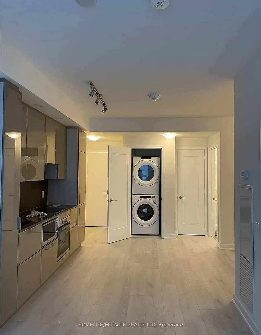1 bed, $2,450 — Photo 2