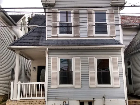 126 E Vine St, Chambersburg, PA 17201