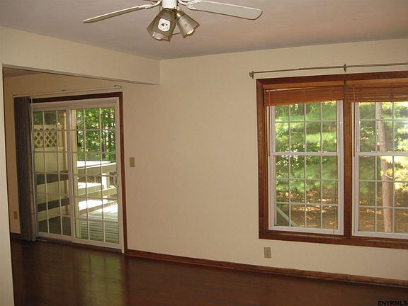 4th image of 535 Elk Cir
