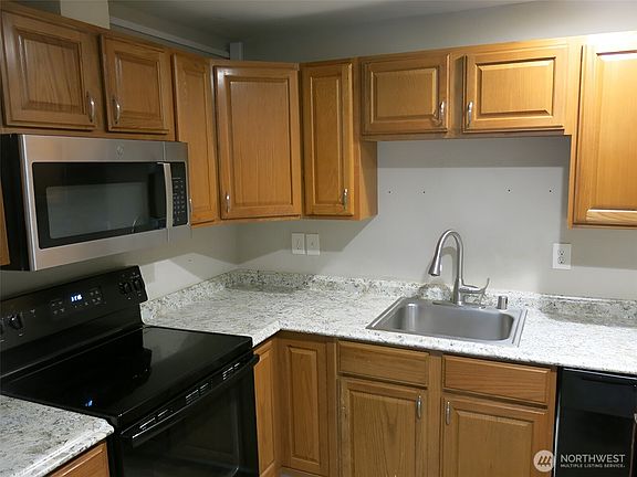 5th image of 92 Quinn Avenue #A B C