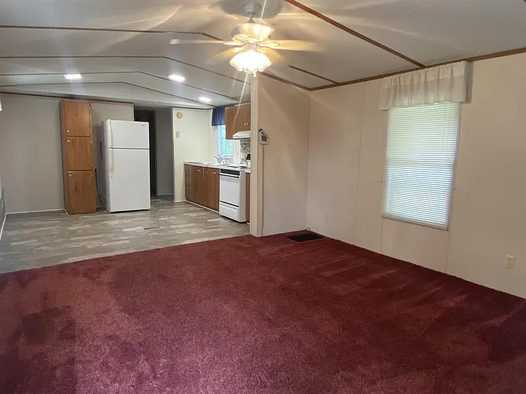 2894 Lake Upchurch Dr — Photo 22