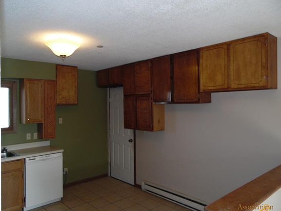 4th image of 4709 E Elmwood Dr