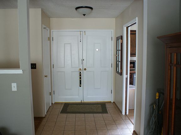 4th image of 497 SW Judson Dr