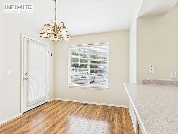 4th image of 1112 Longbow Ln 3-bldg 3B