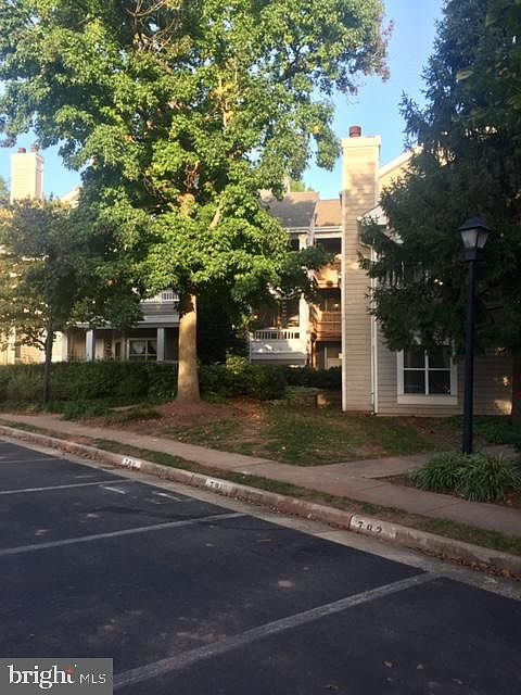 1st image of 6005 Rosebud Ln APT 103