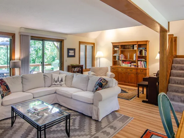 355 Lyman Batcheller Road #12F, Hartford, VT 05059