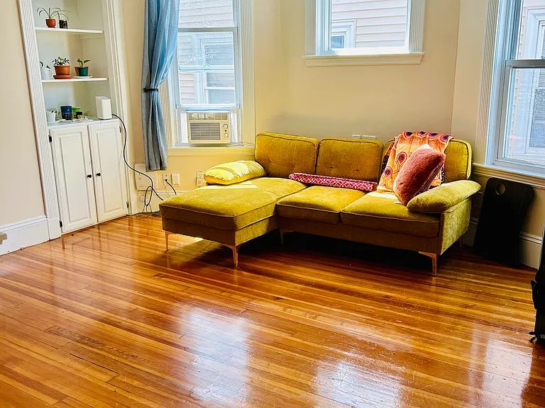 85 Draper St #2 — Photo 17