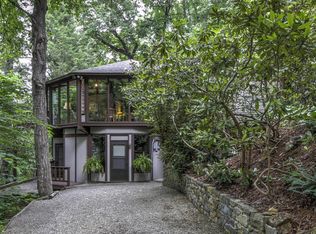 5406 Lakedale Rd, Roanoke, VA 24018