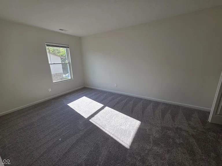 10207 Penrith Dr — Photo 10