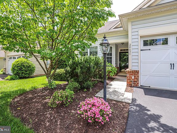 2nd image of 20631 Casablanca Dr