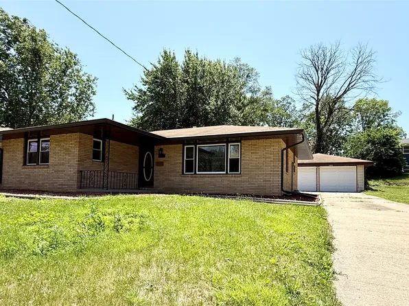 3355 Kinsey Ave, Des Moines, IA 50317