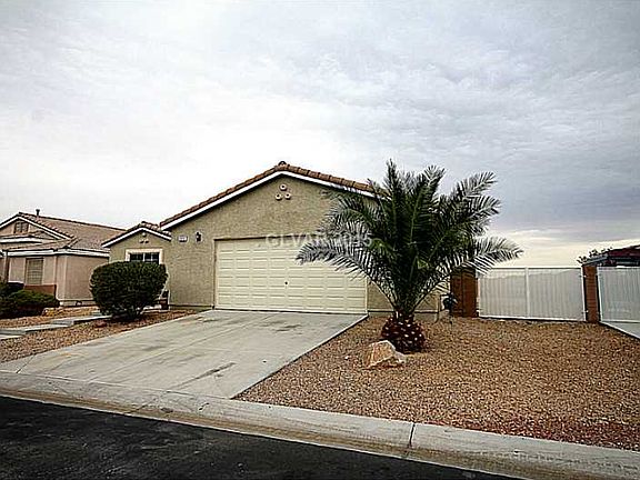 4th image of 7913 Canyons Park Ave