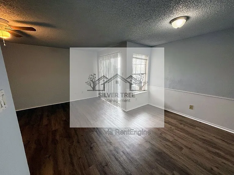 4820 Wellesley Ave #A — Photo 4