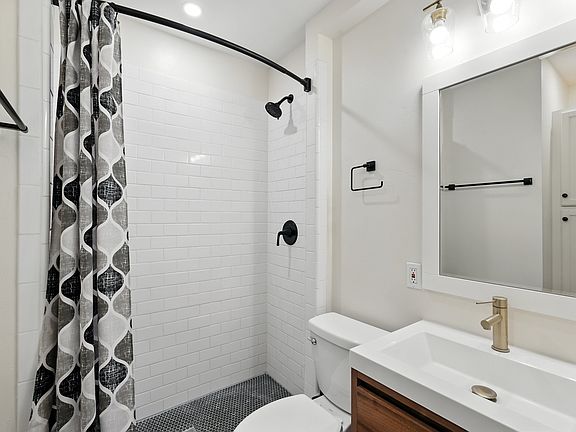 2 bathrooms total