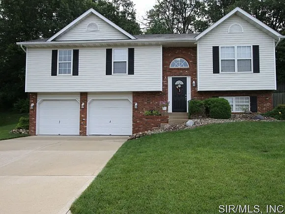 218 Aspen Point photo 1
