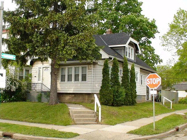 4977 N 37th St photo 1