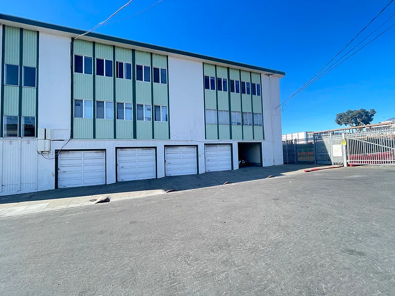 2 W Cavour St #4 — Photo 1