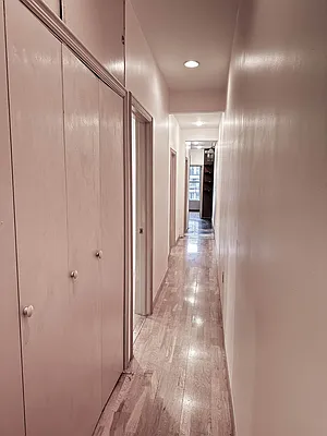 Rented by Ulas Real Estates Inc | media 8