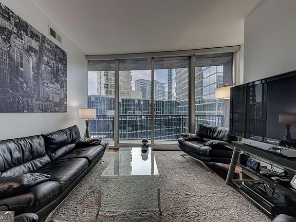 5th image of 1080 Peachtree St NE Unit 905