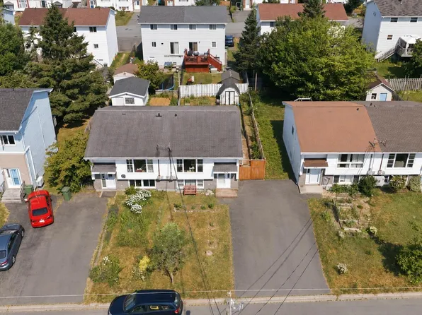 140 Briarwood Dr, Eastern Passage, NS B3G 1B7