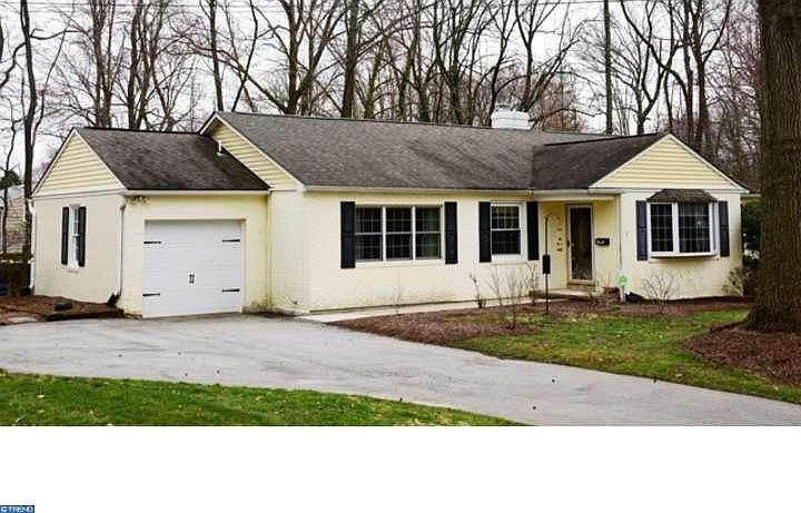 1st image of 1901 Fairfield Dr