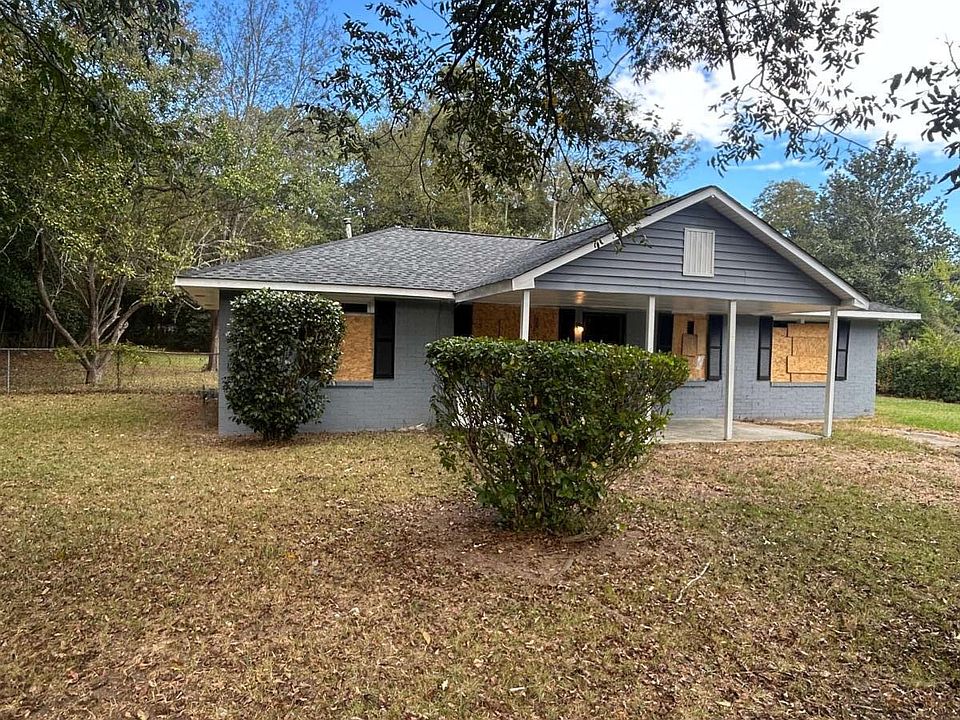 1st image of 3860 Lindwood Dr
