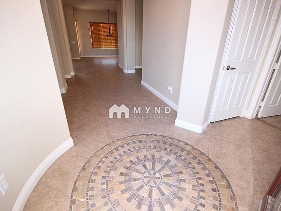 4th image of 8745 Killians Greens Dr