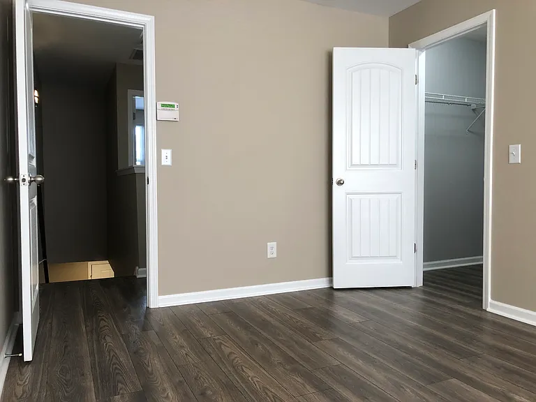 121 Shadow Creek Cv — Photo 9