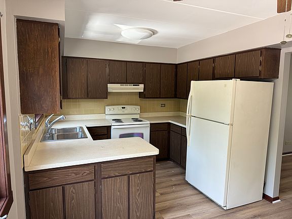 2nd image of 17614 Rosewood Dr #2B