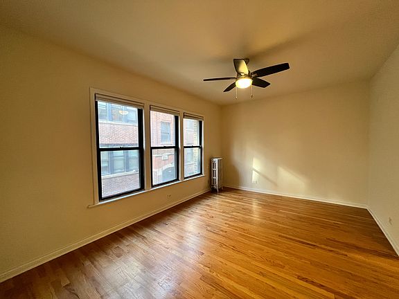 2nd image of 700 W Grace St #3B-1Ba-1100Sqft