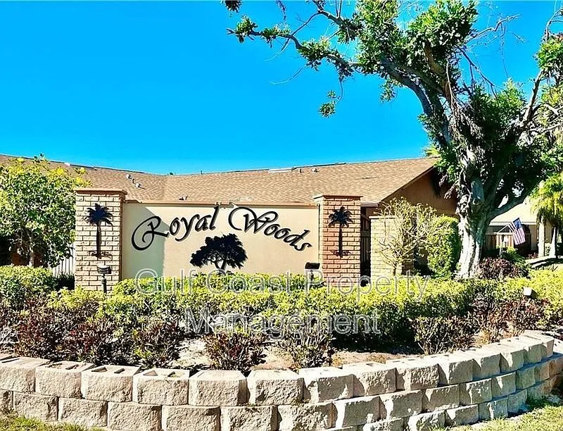Building Photo - 6492 Royal Woods Dr #7