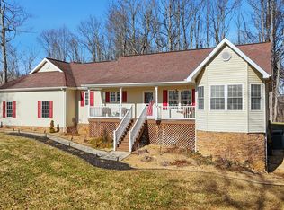 104 Wise Ln, Lebanon, VA 24266