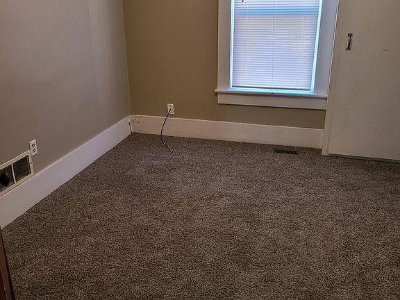 Main Floor Bedroom #2