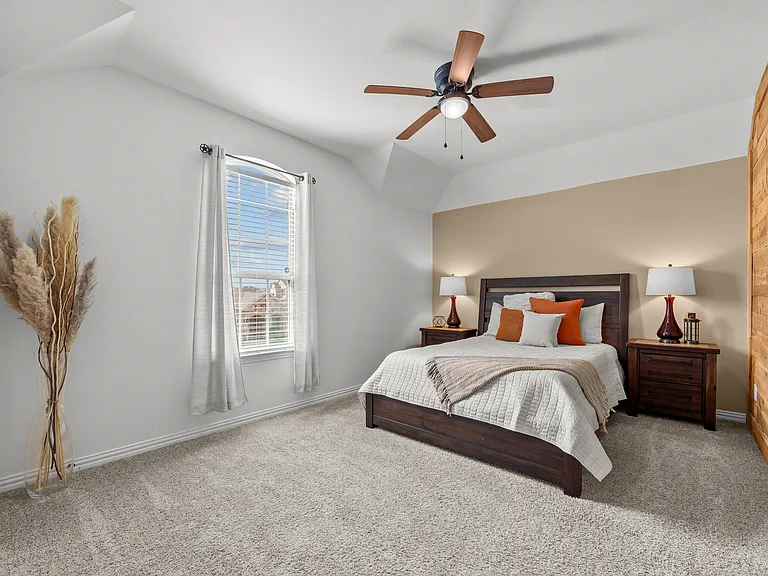 910 Black Hawk Dr — Photo 19