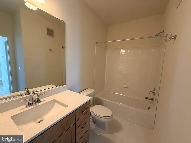2548 Neabsco Common Pl — Photo 27
