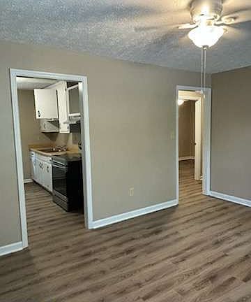 2nd image of 258 Magnolia St
