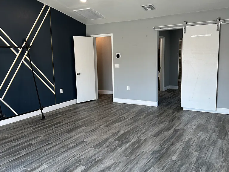 2203 W El Prado Rd — Photo 15