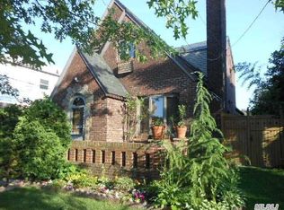 8518 65th Ave, Flushing, NY 11374