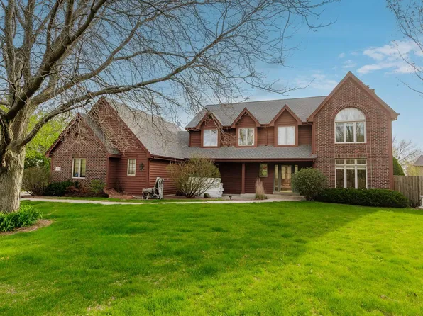 194 West Fairfield COURT, Oak Creek, WI 53154